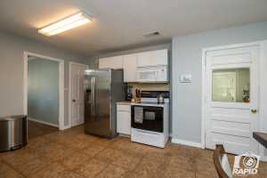 401 W 37th St (10)