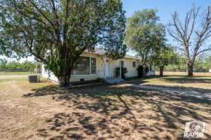 401 W 37th St (2)