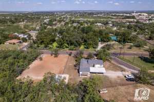 401 W 37th St (35)
