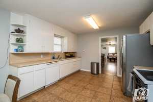401 W 37th St (9)