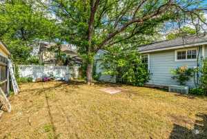610 W Ave L (21)