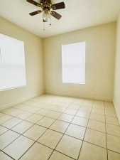 325 E 47th St (10)