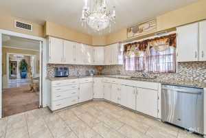 2634 Oxford Ave (12)
