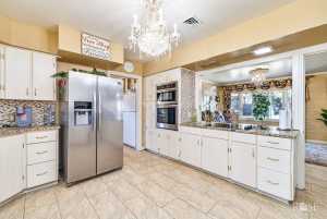 2634 Oxford Ave (13)