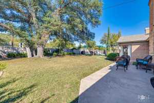 2634 Oxford Ave (32)
