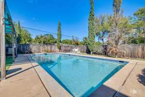 2634 Oxford Ave (36)
