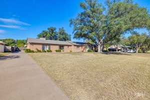 2634 Oxford Ave (4)