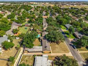 2634 Oxford Ave (48)