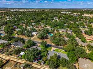 2634 Oxford Ave (53)