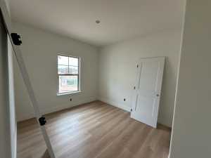 3137 Maplewood Dr (12)