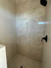 3137 Maplewood Dr (18)