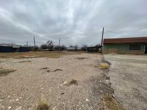 405-410 W 10th St (19)