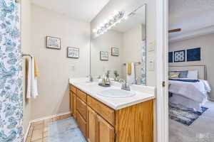 4429 White Ash Lane (18)