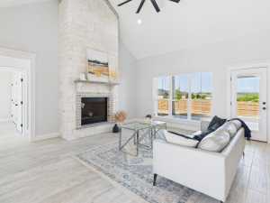 3725 Silver Spur Dr (12)