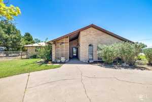 8126 N FM 2288 (3)