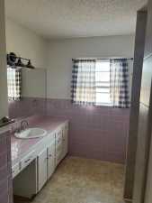 122 W 14th St (8)