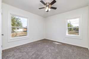 2709 Chestnut St (24)