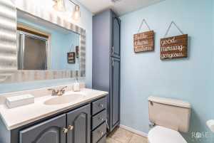 1951 W Twohig Ave (17)