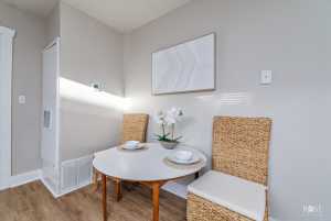 306 E 38th St (11)