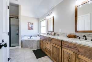 8370 Lynx Lane (9)