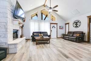 8370 Lynx Lane (19)