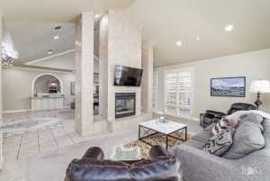 418 S Adams St (14)
