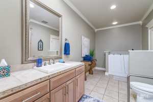 418 S Adams St (27)