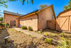 418 S Adams St (35)