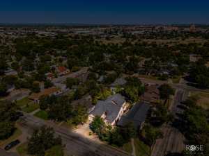 418 S Adams St (37)