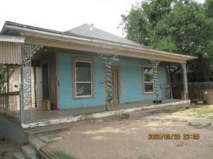 621 E Harris Ave