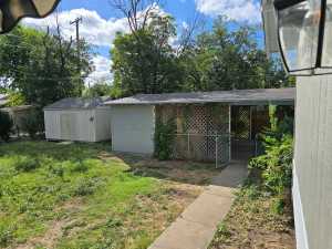 210 N Jefferson St (14)