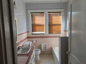 210 N Jefferson St (6)