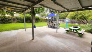 2106 W Ave L (10)