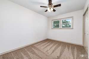 2739 Notre Dame Ave (12)