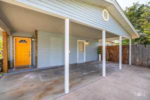 2739 Notre Dame Ave (7)