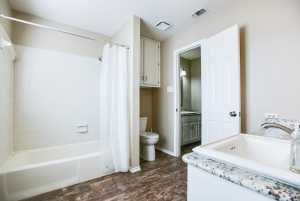 5121 Fairway Dr (25)