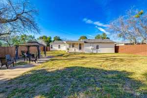 110 N Washington St (30)