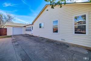 110 N Washington St (32)