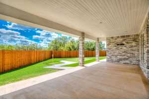 5202 Riviera Lane (13)