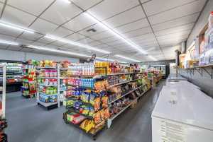 1 N Bell St (14)