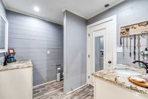 1601 S Jackson St (17)