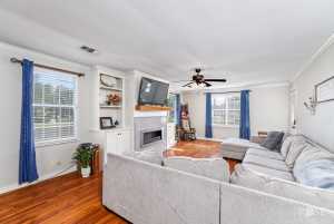 1601 S Jackson St (8)