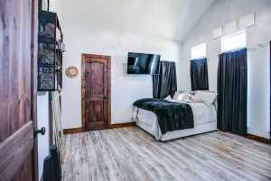 7125 Club Creek Lane (28)