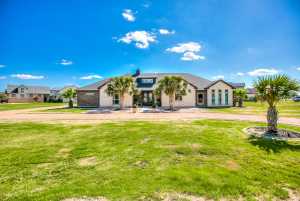 7125 Club Creek Lane (3)