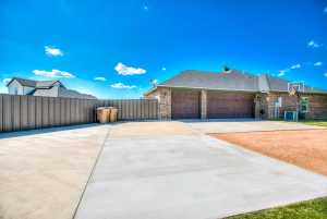 7125 Club Creek Lane (43)