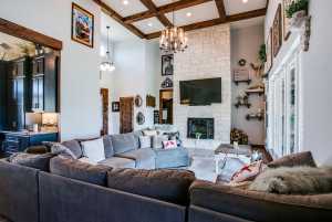 7125 Club Creek Lane (9)