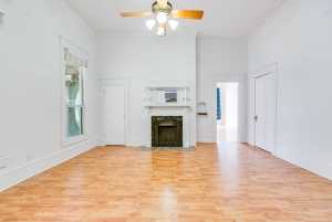 704 N Broadway St (17)