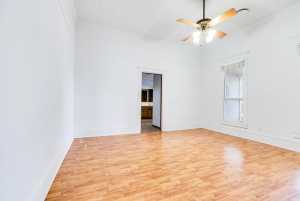 704 N Broadway St (18)