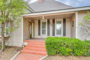 704 N Broadway St (21)