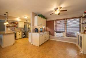 2825 W Twohig Ave (19)
